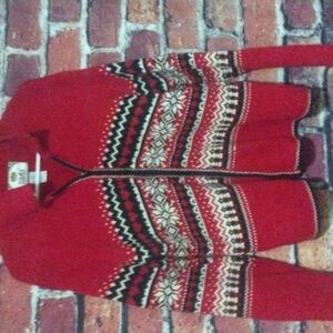 Vintage tiara winter sweater